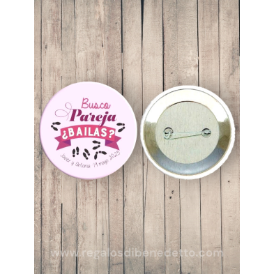 Chapas con mensajes divertidos para boda