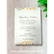 Invitación de boda pareja fondo morado