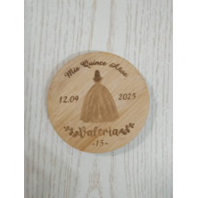 Abridor madera con imán 15 años grabado chica