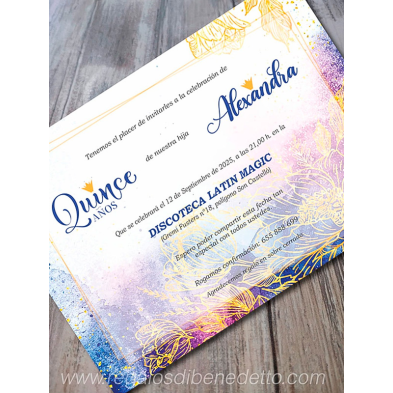 Invitación 15 estampado azul y dorado
