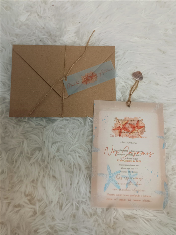 Invitación de boda estrellas de mar papel vegetal 