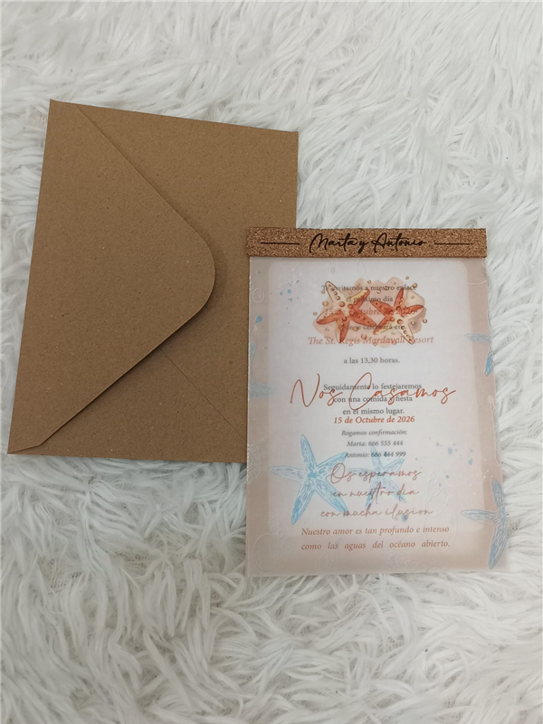 Invitación de boda estrellas de mar papel vegetal con corcho