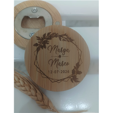 Abridor madera con imán grabado hexágono