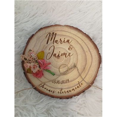Rodaja árbol para alianzas grabada con ramito