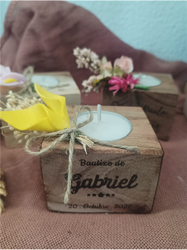 portavelas de madera bautizo grabado